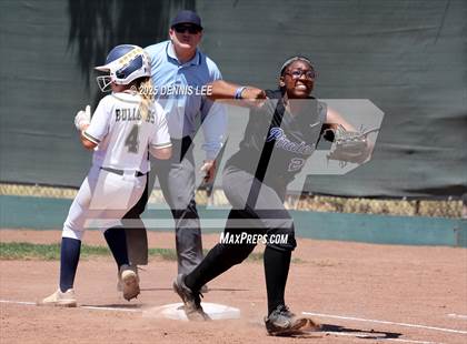 Thumbnail 3 in Alhambra vs. San Leandro (CIF NCS D3 Final) photogallery.