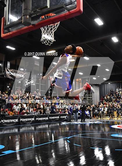Thumbnail 2 in McDonald's All American Games (Slam Dunk Contest) photogallery.