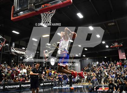 Thumbnail 2 in McDonald's All American Games (Slam Dunk Contest) photogallery.
