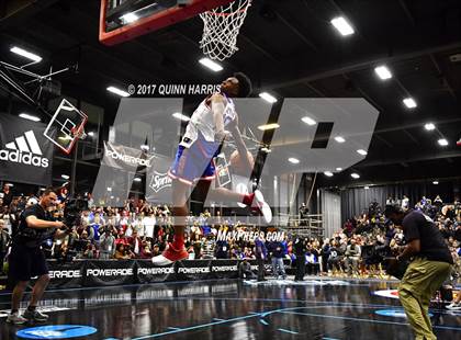 Thumbnail 2 in McDonald's All American Games (Slam Dunk Contest) photogallery.