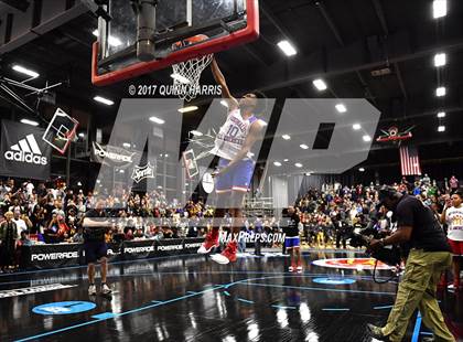 Thumbnail 3 in McDonald's All American Games (Slam Dunk Contest) photogallery.