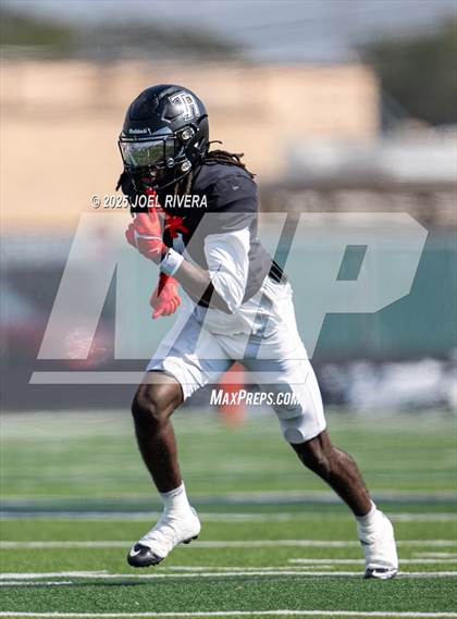 Thumbnail 2 in Lamar Consolidated @ Randle photogallery.