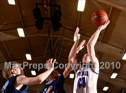 Thumbnail 3 in Har-Ber vs. Fayetteville photogallery.