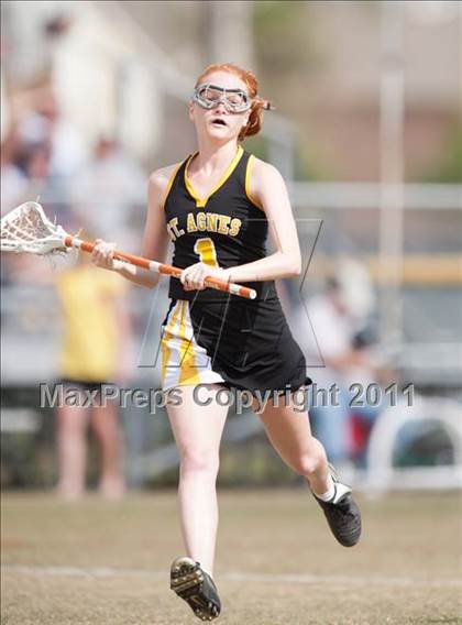 Thumbnail 2 in St. Agnes Academy v Hockaday (D2 TGHSLL State Final) photogallery.