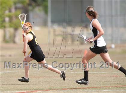 Thumbnail 1 in St. Agnes Academy v Hockaday (D2 TGHSLL State Final) photogallery.