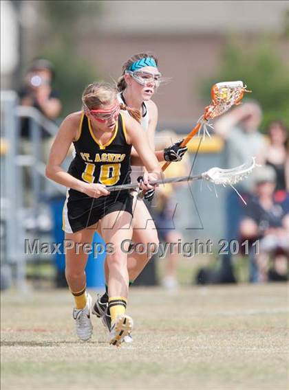 Thumbnail 1 in St. Agnes Academy v Hockaday (D2 TGHSLL State Final) photogallery.