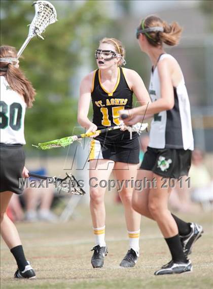 Thumbnail 2 in St. Agnes Academy v Hockaday (D2 TGHSLL State Final) photogallery.