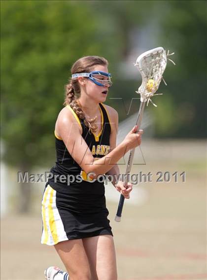 Thumbnail 3 in St. Agnes Academy v Hockaday (D2 TGHSLL State Final) photogallery.
