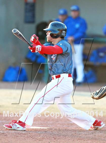 Thumbnail 3 in Clovis vs. Coral Springs Christian (National High School Invitational) photogallery.