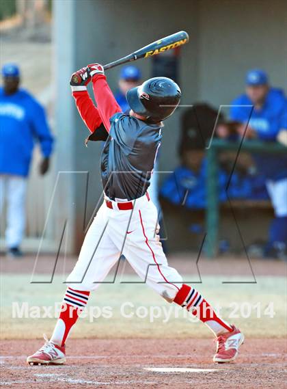 Thumbnail 3 in Clovis vs. Coral Springs Christian (National High School Invitational) photogallery.