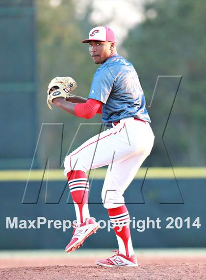 Thumbnail 1 in Clovis vs. Coral Springs Christian (National High School Invitational) photogallery.