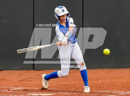Thumbnail 3 in Clear Creek-Amana vs Prairie (Varsity Classic) photogallery.