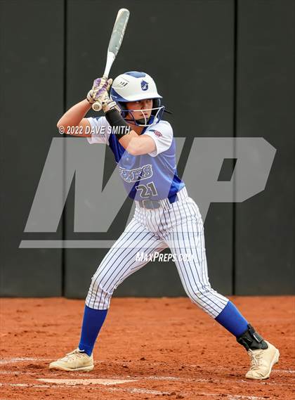 Thumbnail 2 in Clear Creek-Amana vs Prairie (Varsity Classic) photogallery.