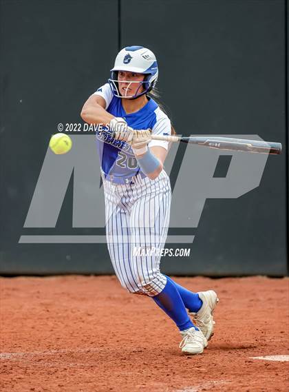 Thumbnail 2 in Clear Creek-Amana vs Prairie (Varsity Classic) photogallery.
