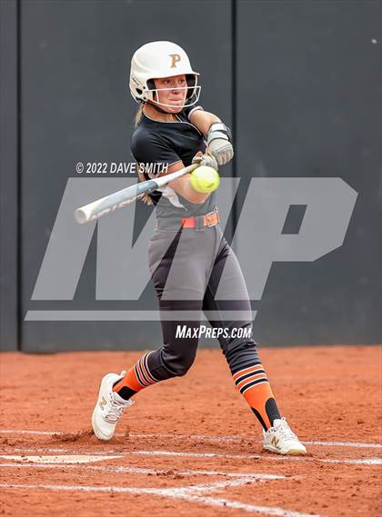 Thumbnail 1 in Clear Creek-Amana vs Prairie (Varsity Classic) photogallery.