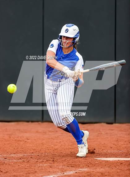 Thumbnail 1 in Clear Creek-Amana vs Prairie (Varsity Classic) photogallery.