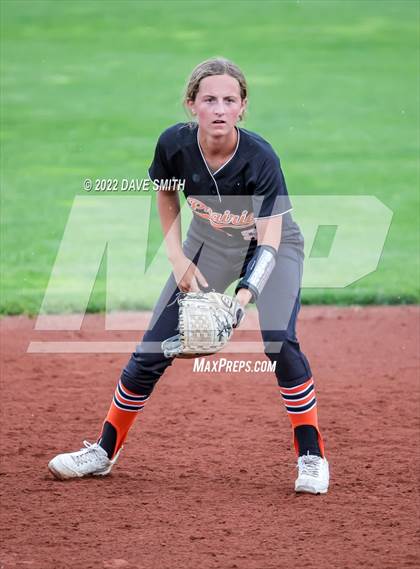 Thumbnail 1 in Clear Creek-Amana vs Prairie (Varsity Classic) photogallery.