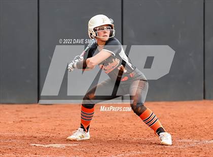 Thumbnail 3 in Clear Creek-Amana vs Prairie (Varsity Classic) photogallery.
