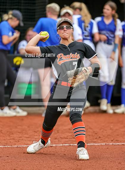 Thumbnail 1 in Clear Creek-Amana vs Prairie (Varsity Classic) photogallery.