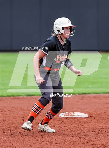 Thumbnail 3 in Clear Creek-Amana vs Prairie (Varsity Classic) photogallery.