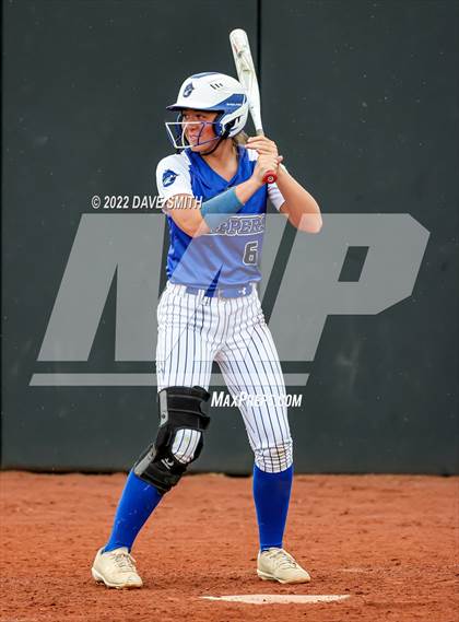 Thumbnail 3 in Clear Creek-Amana vs Prairie (Varsity Classic) photogallery.