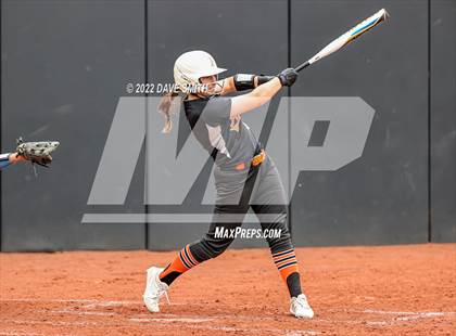 Thumbnail 2 in Clear Creek-Amana vs Prairie (Varsity Classic) photogallery.