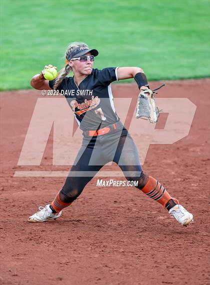 Thumbnail 2 in Clear Creek-Amana vs Prairie (Varsity Classic) photogallery.