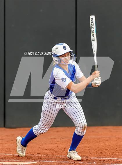 Thumbnail 2 in Clear Creek-Amana vs Prairie (Varsity Classic) photogallery.