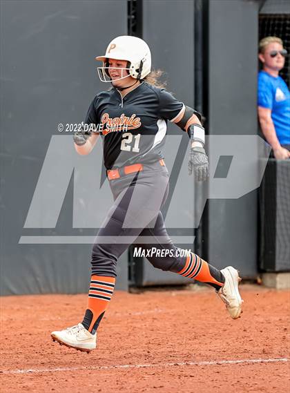 Thumbnail 3 in Clear Creek-Amana vs Prairie (Varsity Classic) photogallery.