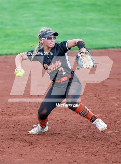 Thumbnail 1 in Clear Creek-Amana vs Prairie (Varsity Classic) photogallery.
