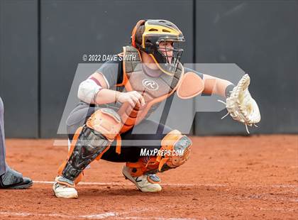 Thumbnail 2 in Clear Creek-Amana vs Prairie (Varsity Classic) photogallery.