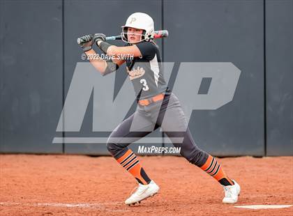 Thumbnail 1 in Clear Creek-Amana vs Prairie (Varsity Classic) photogallery.