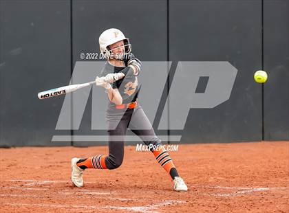 Thumbnail 1 in Clear Creek-Amana vs Prairie (Varsity Classic) photogallery.