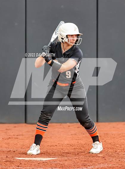 Thumbnail 1 in Clear Creek-Amana vs Prairie (Varsity Classic) photogallery.