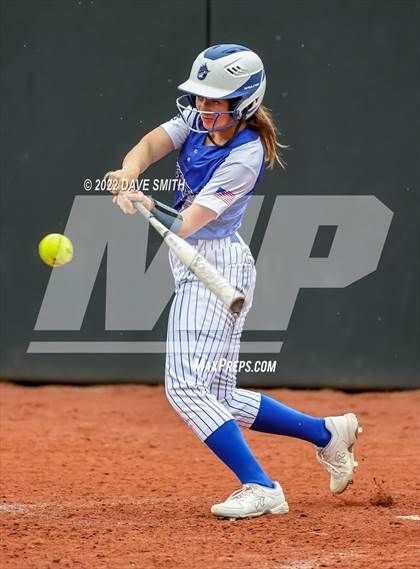 Thumbnail 1 in Clear Creek-Amana vs Prairie (Varsity Classic) photogallery.