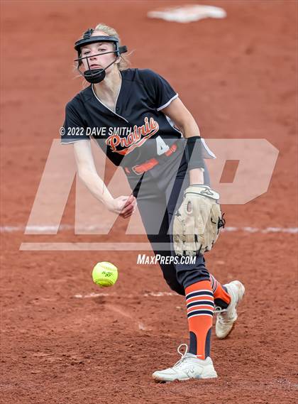 Thumbnail 1 in Clear Creek-Amana vs Prairie (Varsity Classic) photogallery.