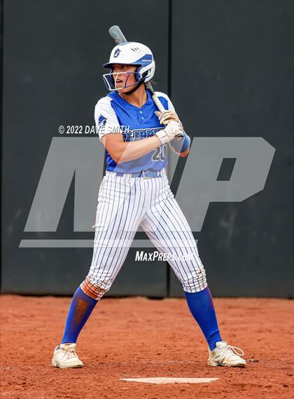 Thumbnail 3 in Clear Creek-Amana vs Prairie (Varsity Classic) photogallery.