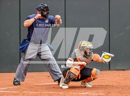 Thumbnail 3 in Clear Creek-Amana vs Prairie (Varsity Classic) photogallery.