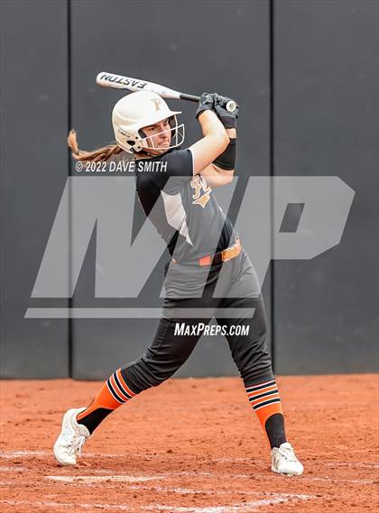 Thumbnail 1 in Clear Creek-Amana vs Prairie (Varsity Classic) photogallery.