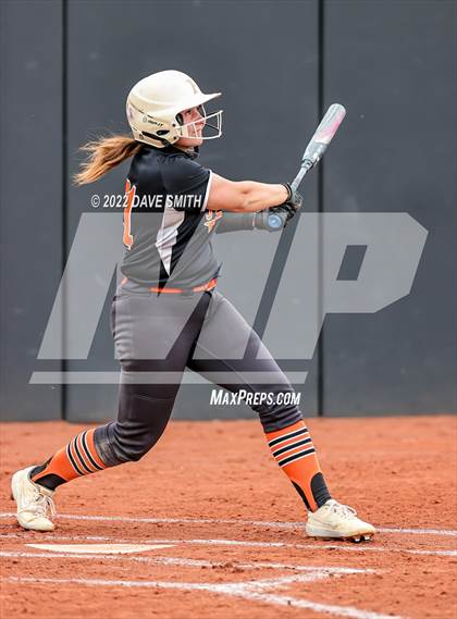 Thumbnail 3 in Clear Creek-Amana vs Prairie (Varsity Classic) photogallery.