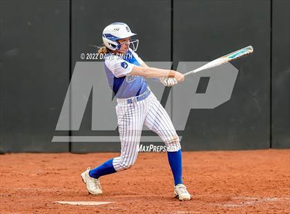Thumbnail 2 in Clear Creek-Amana vs Prairie (Varsity Classic) photogallery.