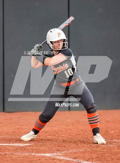 Thumbnail 1 in Clear Creek-Amana vs Prairie (Varsity Classic) photogallery.