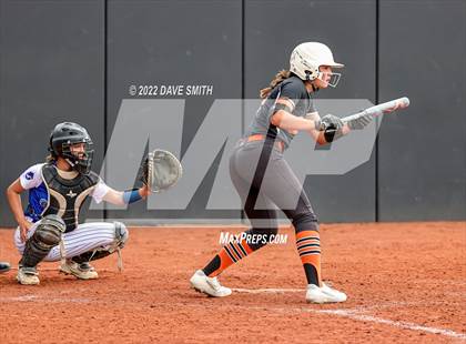 Thumbnail 1 in Clear Creek-Amana vs Prairie (Varsity Classic) photogallery.