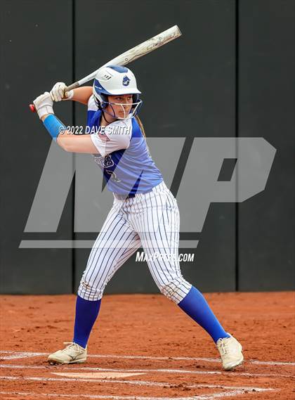 Thumbnail 1 in Clear Creek-Amana vs Prairie (Varsity Classic) photogallery.
