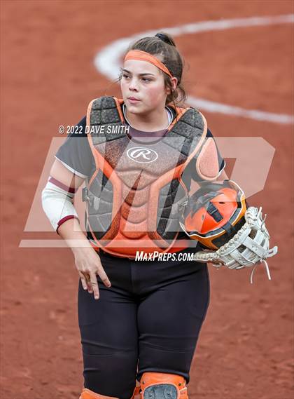 Thumbnail 3 in Clear Creek-Amana vs Prairie (Varsity Classic) photogallery.