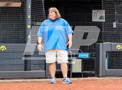 Thumbnail 2 in Clear Creek-Amana vs Prairie (Varsity Classic) photogallery.