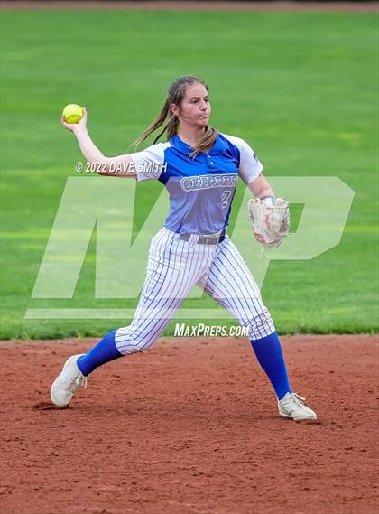Thumbnail 2 in Clear Creek-Amana vs Prairie (Varsity Classic) photogallery.