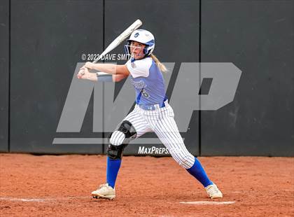Thumbnail 2 in Clear Creek-Amana vs Prairie (Varsity Classic) photogallery.