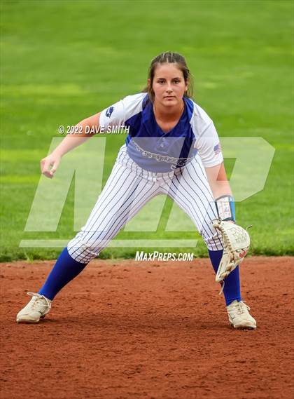 Thumbnail 1 in Clear Creek-Amana vs Prairie (Varsity Classic) photogallery.