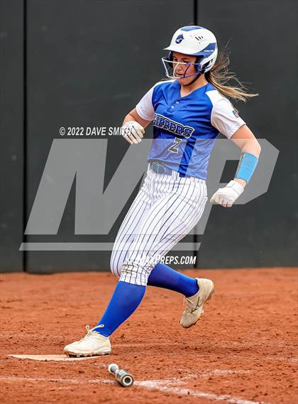 Thumbnail 3 in Clear Creek-Amana vs Prairie (Varsity Classic) photogallery.